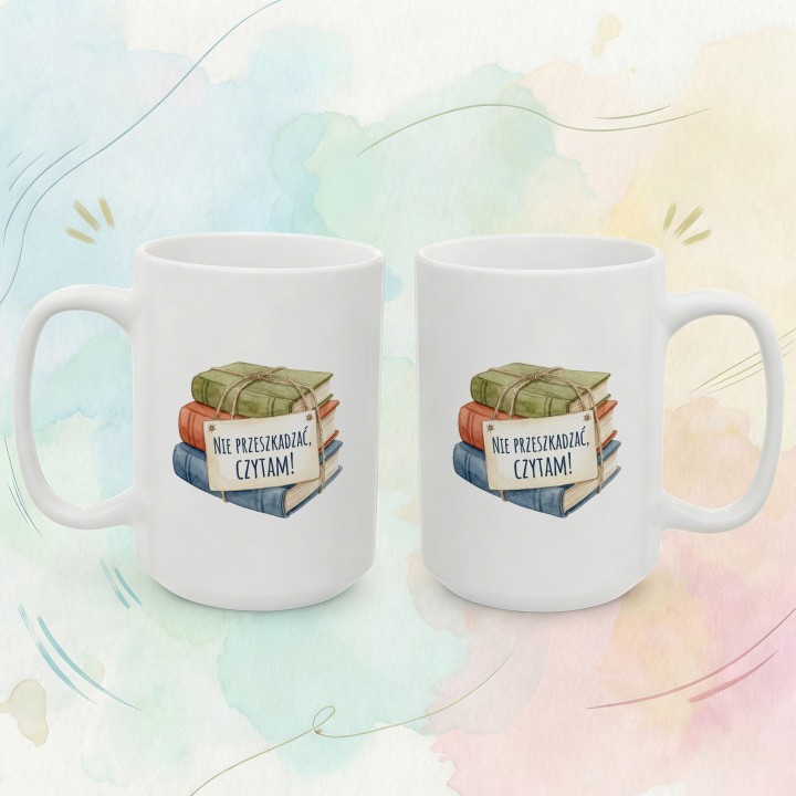 Śmieszny kubek z napisem Nie przeszkadzać czytam jako prezent dla fana książek
