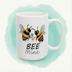 Kubek „BEE Mine” – zakochane pszczółki i miodzio humor na poranki