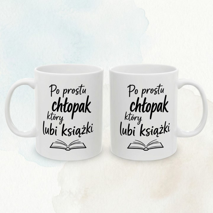Kubek z napisem Po prostu chłopak który lubi książki jako prezent dla czytelnika