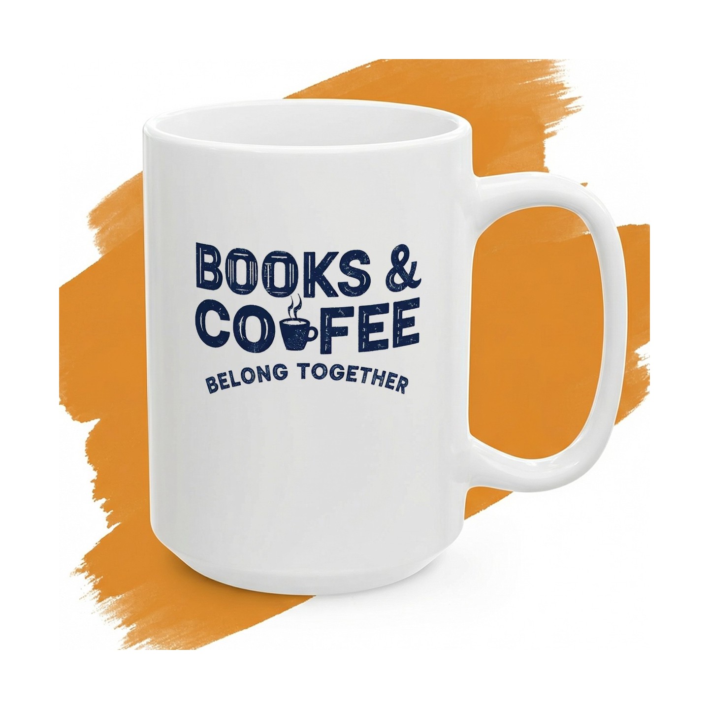 Biały kubek z niebieskim nadrukiem „Books & Coffee Belong Together”.