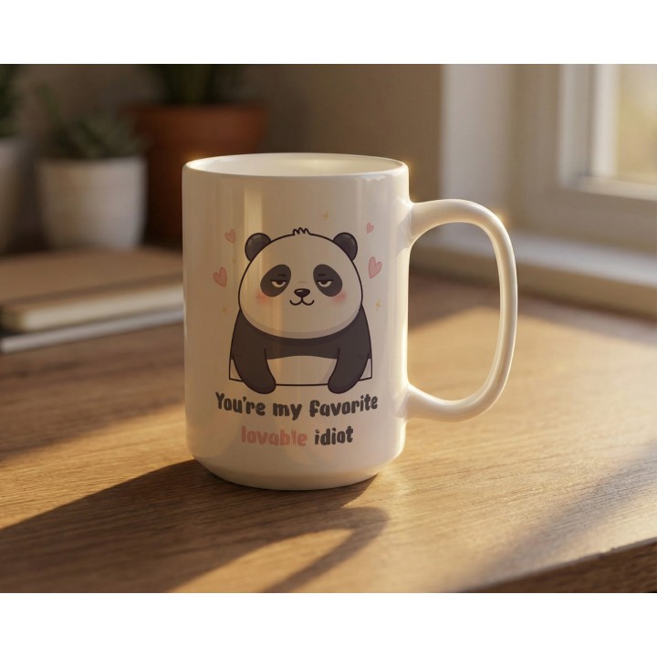 Kubek z nadrukiem panda „You’re my favorite lovable idiot” – zabawny prezent dla pary i przyjaciół