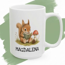 Personalizowany kubek dla czytelnika z leśną wiewiórką