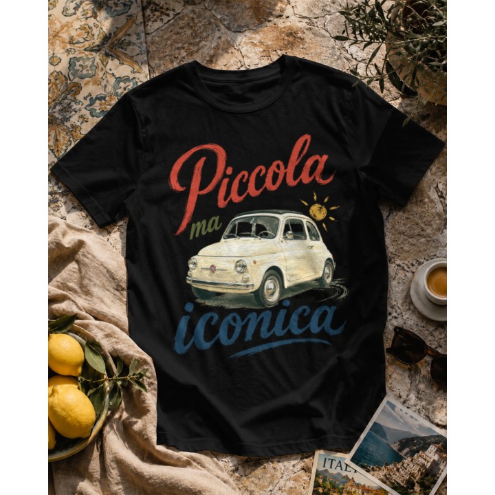 Koszulka - Vita al Sole - Fiat 500 Piccola ma iconica - Galeria - (000_7)_Custom_Italiano