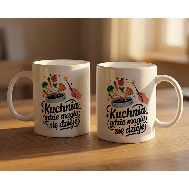 Kubek z nadrukiem „Kuchnia – tutaj magia się dzieje!” – prezent dla osoby, która lubi gotować