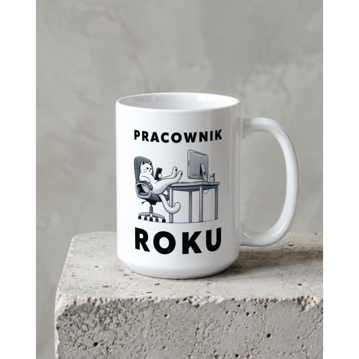Kubek z nadrukiem Pracownik Roku – kot home office i dla pracujących w biurze
