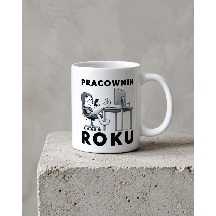 Kubek z nadrukiem Pracownik Roku – kot home office i dla pracujących w biurze