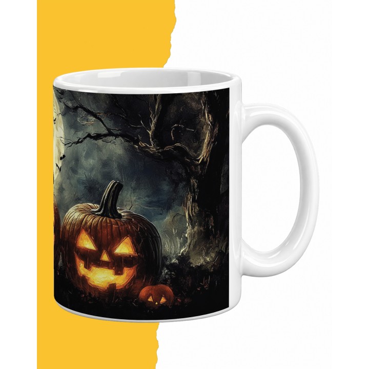 Kubek z dyniami na Halloween i pełnią księżyca