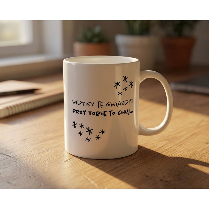 Kubek z nadrukiem „Widzisz te gwiazdy?” – ironiczny komplement ostateczny