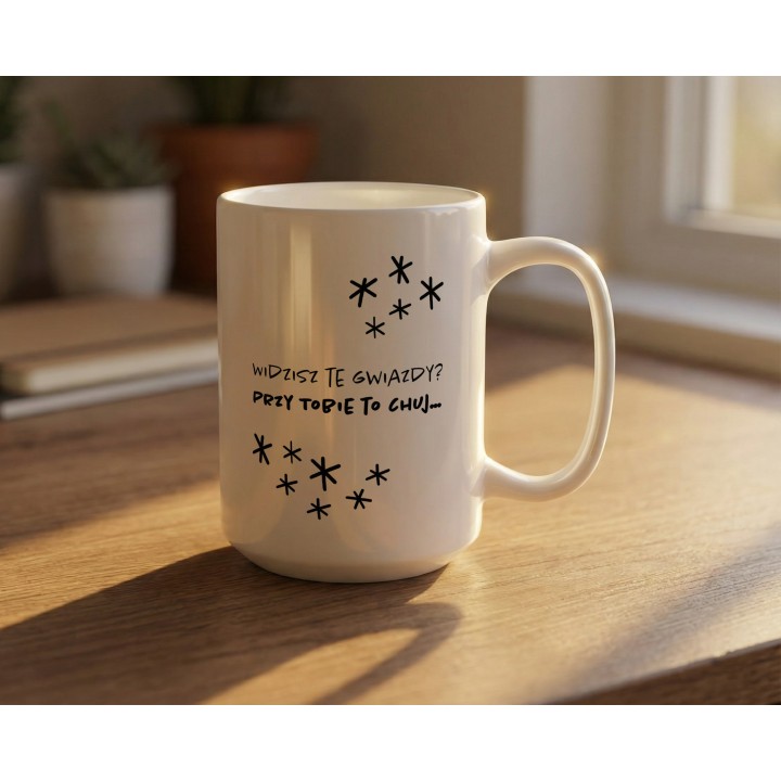 Kubek z nadrukiem „Widzisz te gwiazdy?” – ironiczny komplement ostateczny