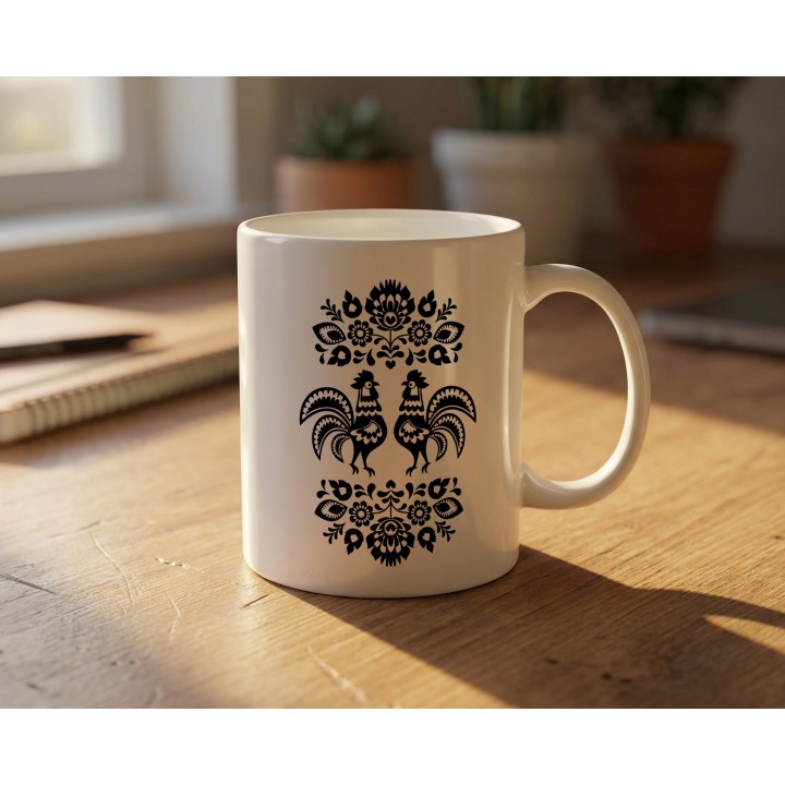 Kubek z nadrukiem folkowe koguty – czarna wycinanka, motyw ludowy