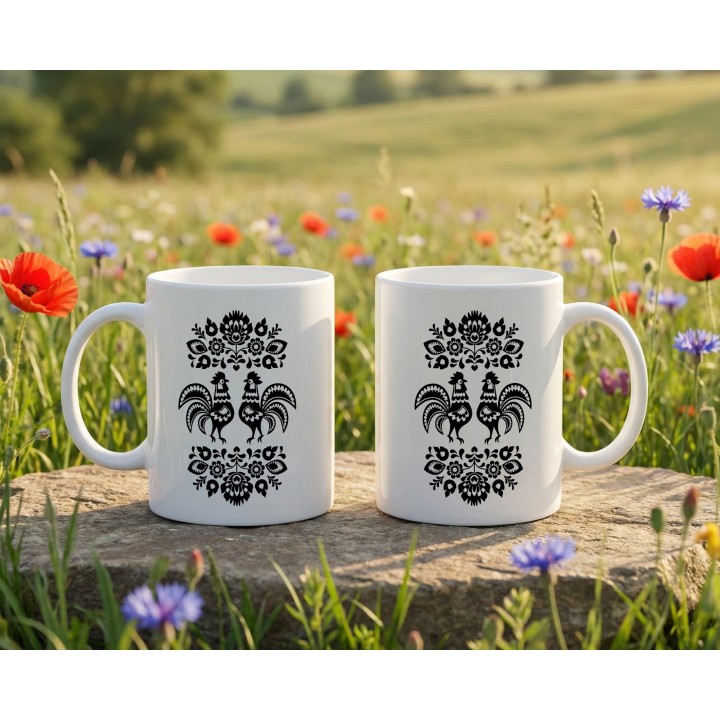 Kubek z nadrukiem folkowe koguty – czarna wycinanka, motyw ludowy