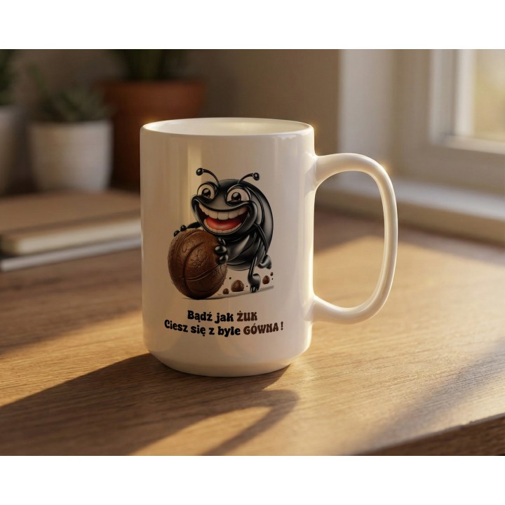 Kubek „Bądź jak żuk” – radość z małych rzeczy, humor i dystans
