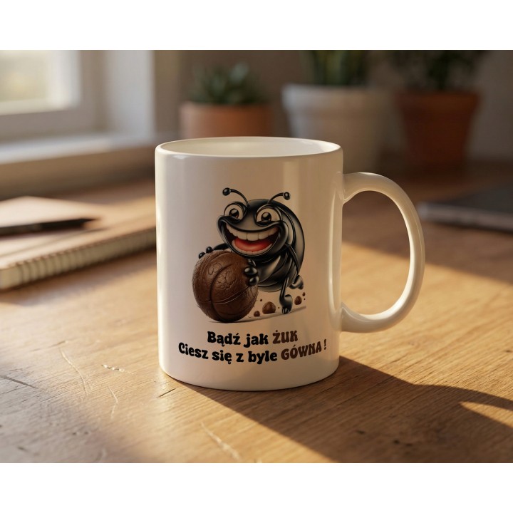 Kubek „Bądź jak żuk” – radość z małych rzeczy, humor i dystans