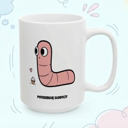 Kubek z nadrukiem Zwykle aktywuje się w nocy – Typowy Robak Nocny Marek