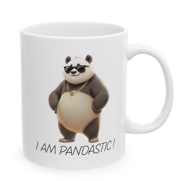 Kubek z nadrukiem „I am Pandastic!” – panda w okularach i złotym łańcuchu