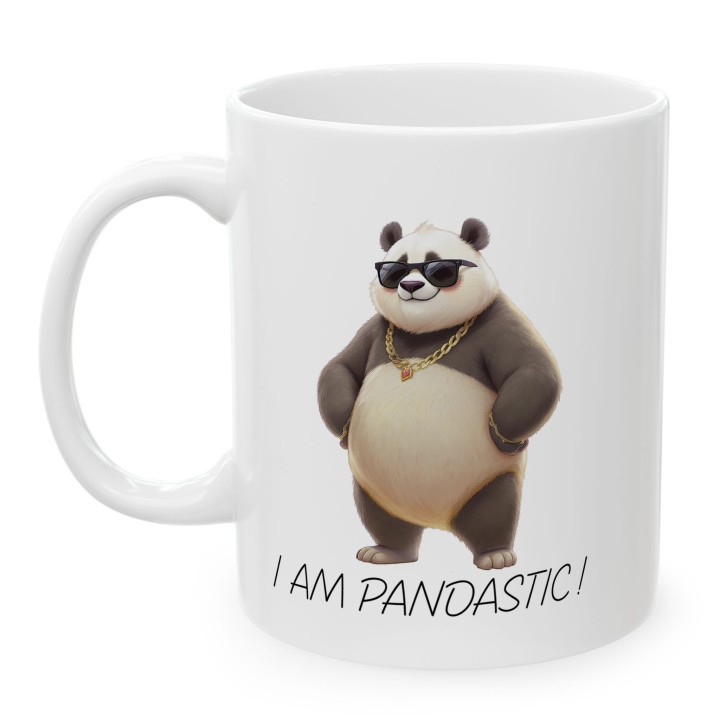 Kubek z nadrukiem „I am Pandastic!” – panda w okularach i złotym łańcuchu