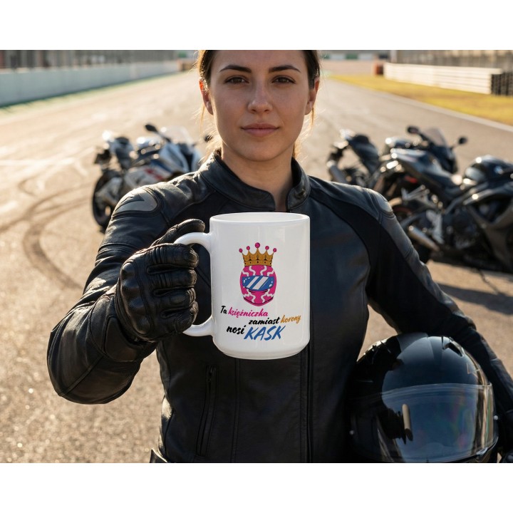 Kubek Ta księżniczka zamiast korony nosi KASK prezent dla motocyklistki
